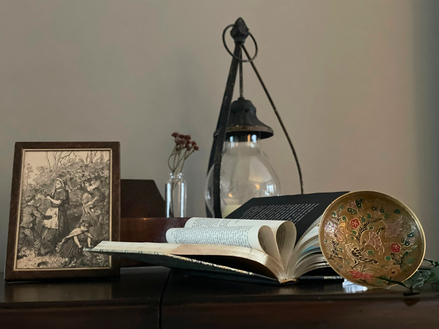 Eclectic Study Collection-Vignette